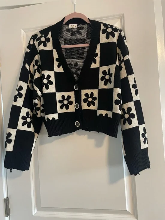 POL Daisy Chenille Cardigan - Small - Picture 1 of 4